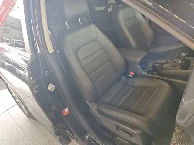 Honda CR-V — Фото автомобиля 24