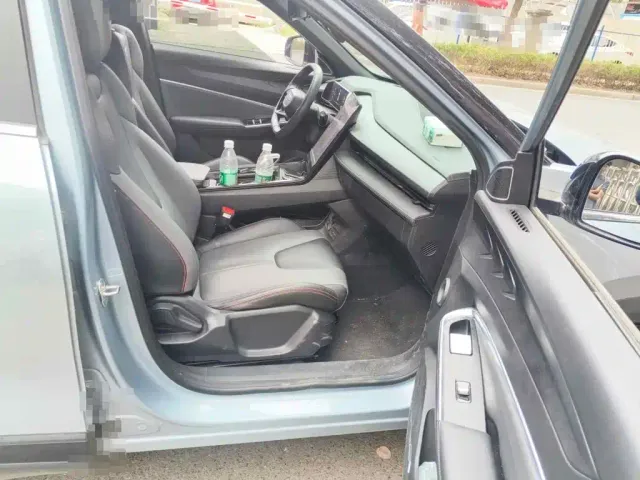 Geely Boyue — Фото автомобиля 13