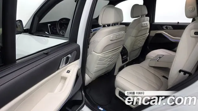 BMW X5 xDrive 40i M Sport — Фото автомобиля 11