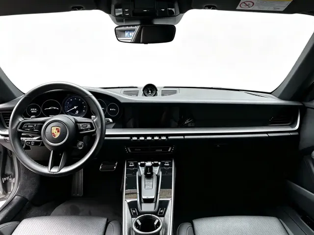 Porsche 911 — Фото автомобиля 10