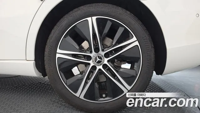 Mercedes-Benz A-Class — Фото автомобиля 20