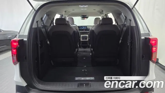 Kia Carnival — Фото автомобиля 22