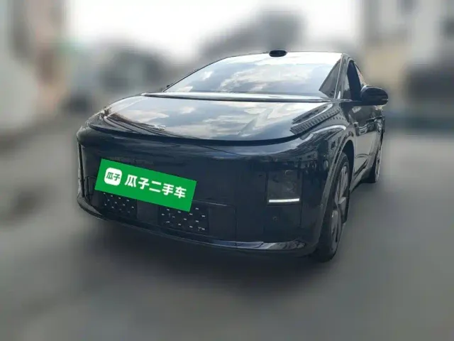 Фотография автомобиля — Li Auto i6