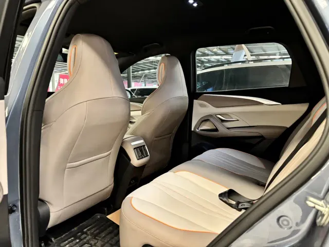BYD Song Pro — Фото автомобиля 8