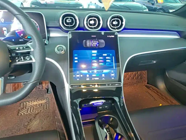 Mercedes-Benz C-Class — Фото автомобиля 12