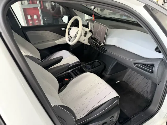 Volkswagen ID.3 — Фото автомобиля 7