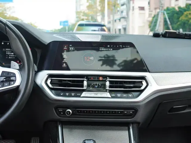 BMW 3 Series — Фото автомобиля 8
