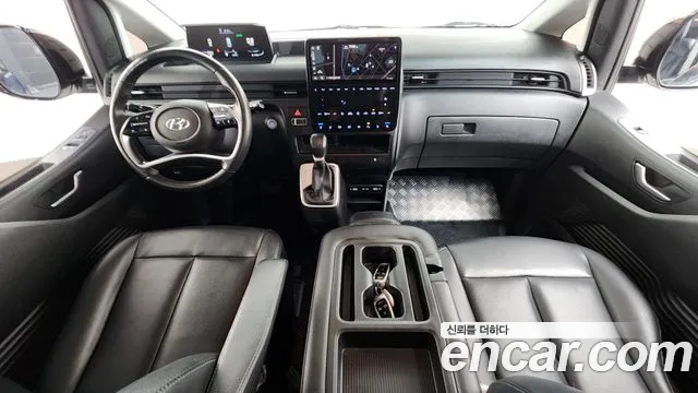 Hyundai Staria Staria 4WD Tourer 9 мест — Фото автомобиля 7