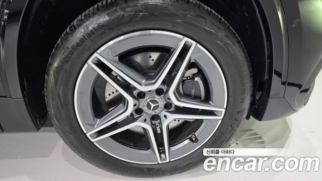 Mercedes-Benz GLA-Class H247 — Фото автомобиля 5