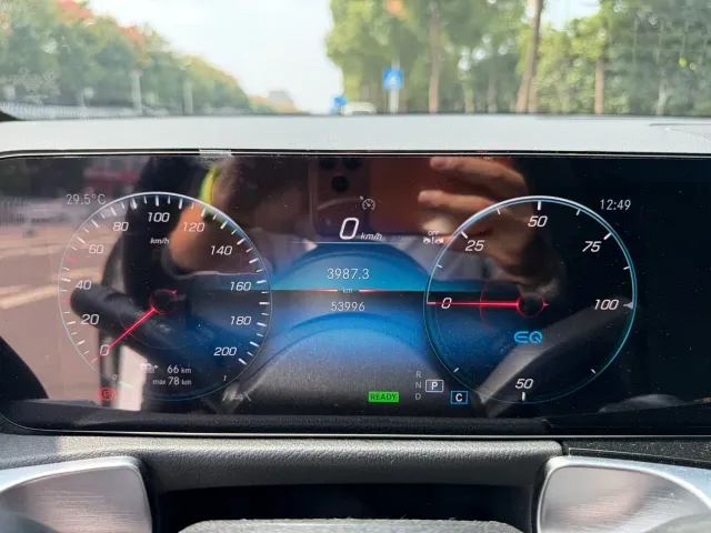 Mercedes-Benz EQB — Фото автомобиля 11