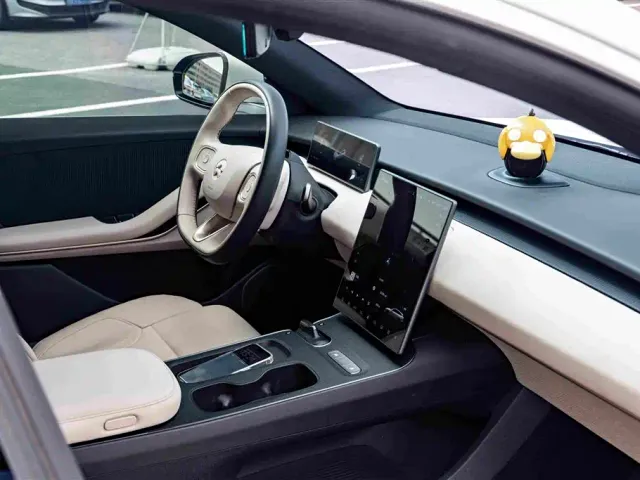 Nio ET5 Touring — Фото автомобиля 19