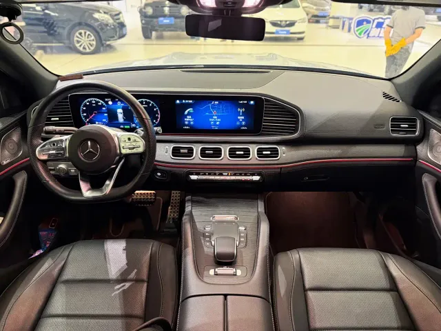 Mercedes-Benz GLS-Class — Фото автомобиля 5