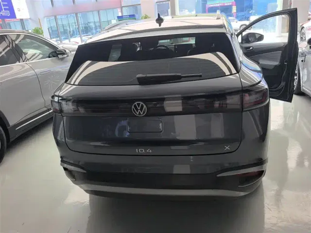 Volkswagen ID.4 X — Фото автомобиля 3