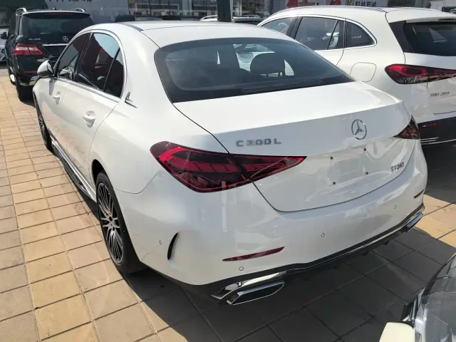 Mercedes-Benz C-Class — Фото автомобиля 7