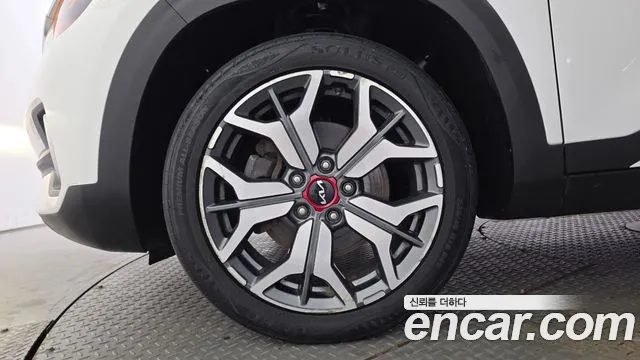 Kia Seltos Seltos Бензин 1.6 турбо 2WD — Фото автомобиля 5