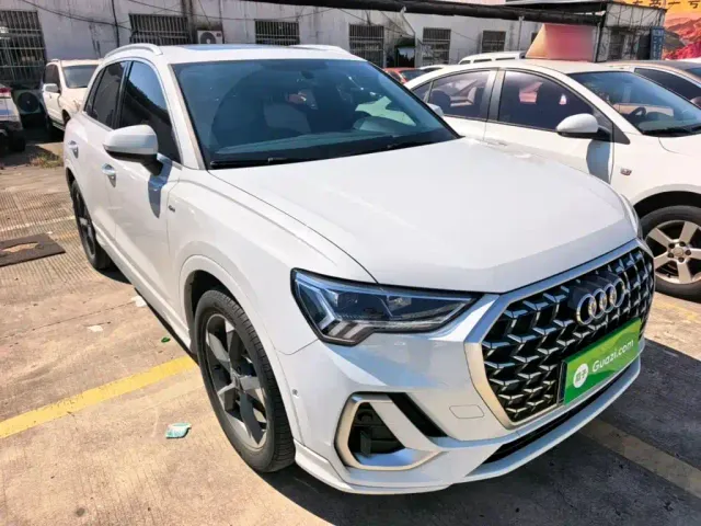 Audi Q3 — Фото автомобиля 3