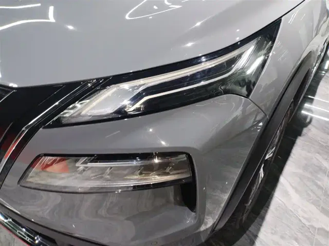 Nissan X-Trail — Фото автомобиля 23