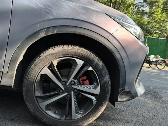 Geely Binyue — Фото автомобиля 24