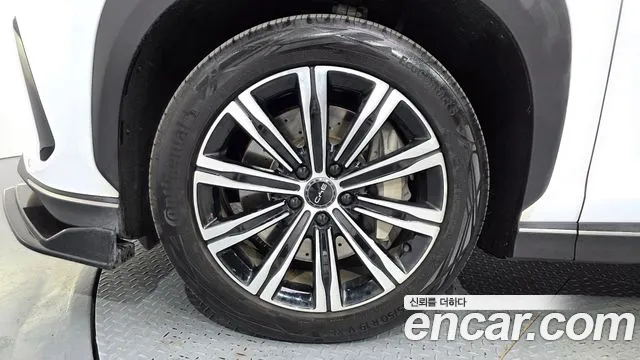 BYD Sealion 7 — Фото автомобиля 5