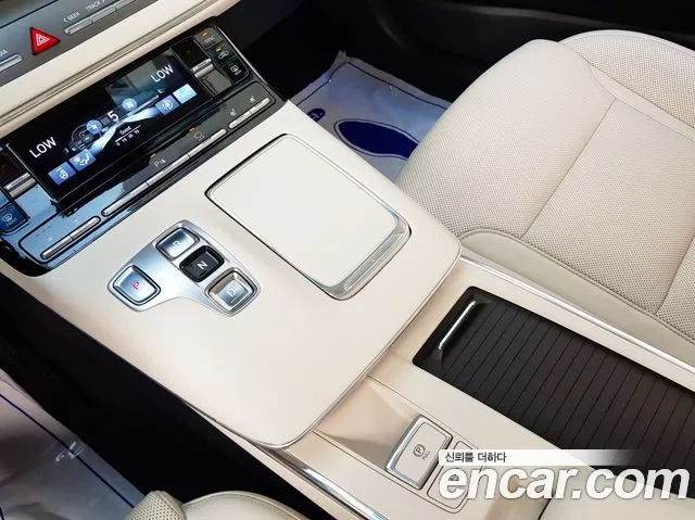 Hyundai Grandeur Grandeur (New) — Фото автомобиля 19