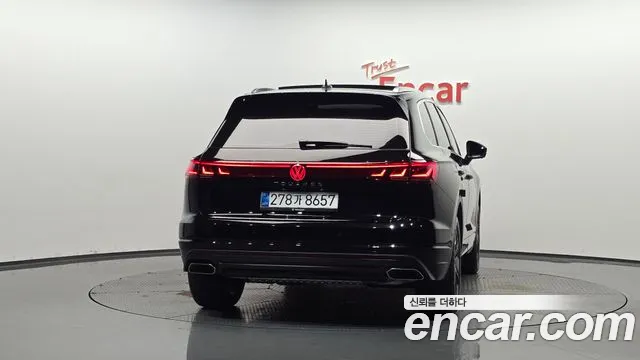 Volkswagen Touareg Touareg 3 поколение 3.0 TDI Prestige — Фото автомобиля 4
