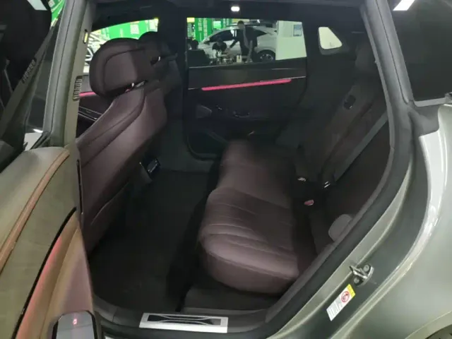 Denza Z9GT — Фото автомобиля 16