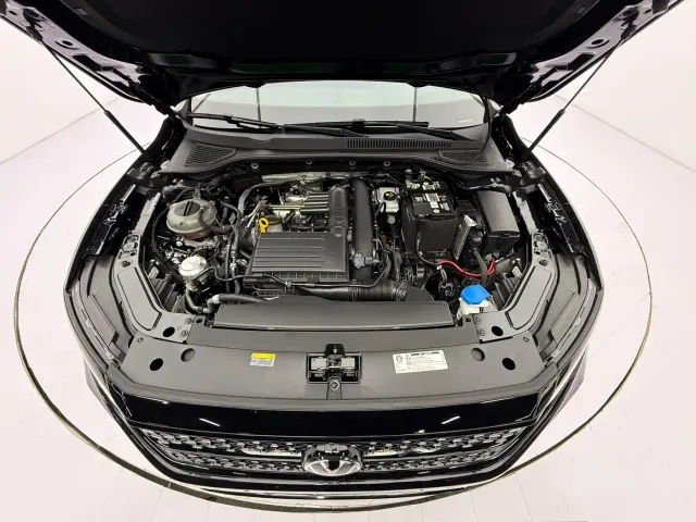 Volkswagen Passat — Фото автомобиля 9