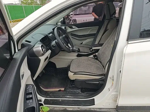 BYD Yuan Pro — Фото автомобиля 14