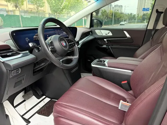 Buick Century 2023 2.0T 6-Seat World Edition — Фото автомобиля 4