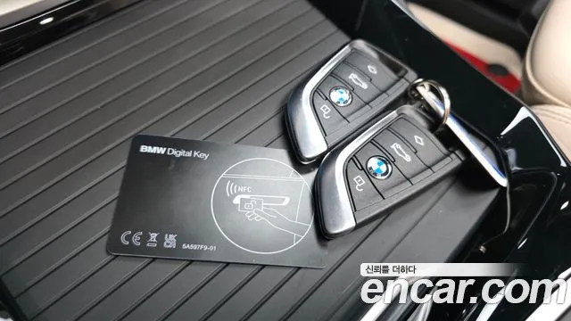 BMW iX3 G08 (2020–2024) — Фото автомобиля 28