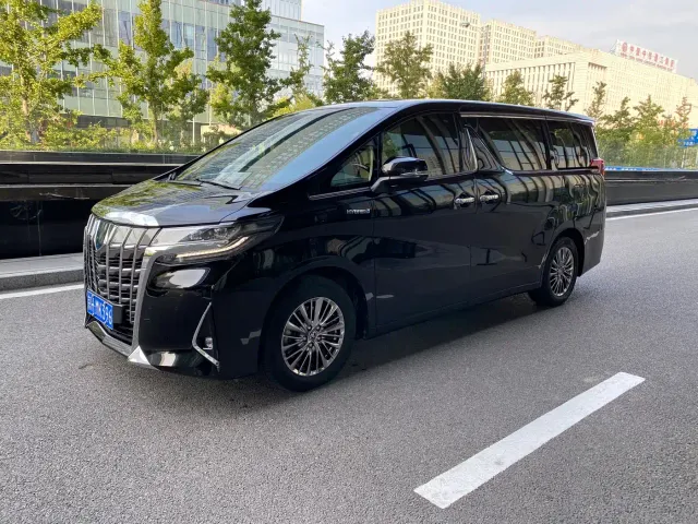 Фотография автомобиля — Toyota Alphard