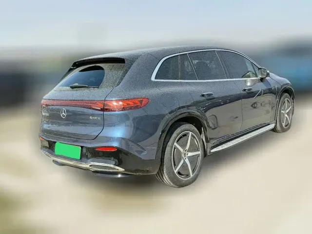 Mercedes-Benz EQS SUV — Фото автомобиля 2