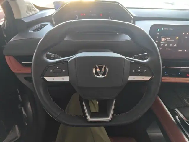 Changan CS55 Plus — Фото автомобиля 10