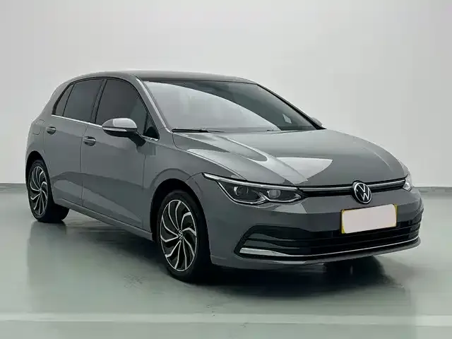 Volkswagen Golf — Фото автомобиля 3