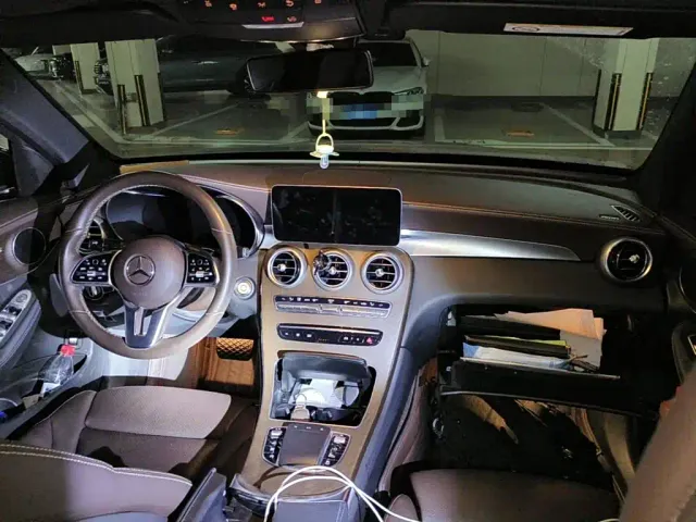 Mercedes-Benz GLC-Class — Фото автомобиля 11