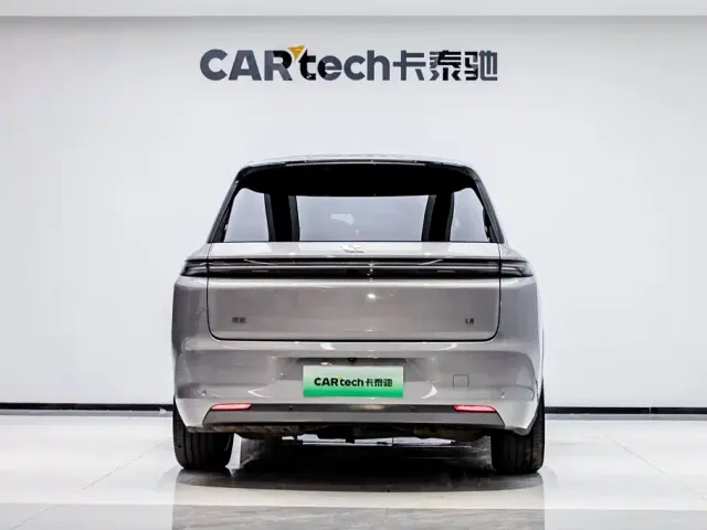 Li Auto L8 — Фото автомобиля 5