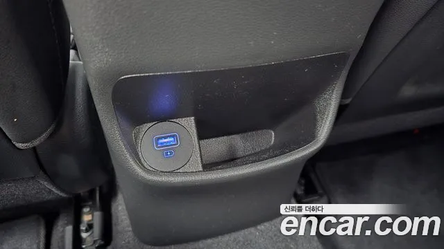 Hyundai Kona Новый Kona Бензин 2.0 2WD — Фото автомобиля 30