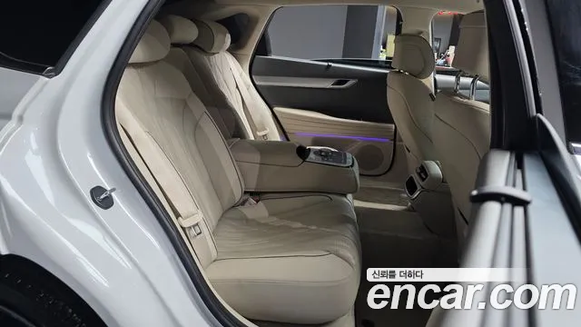 Genesis G80 Бензин 2.5 турбо 2WD — Фото автомобиля 12