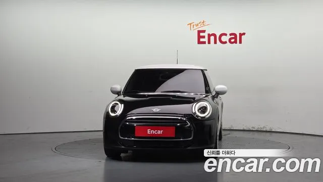 Mini Cooper Cooper Classic — Фото автомобиля 3