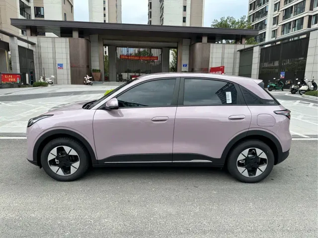 Geely Starry Wish — Фото автомобиля 3