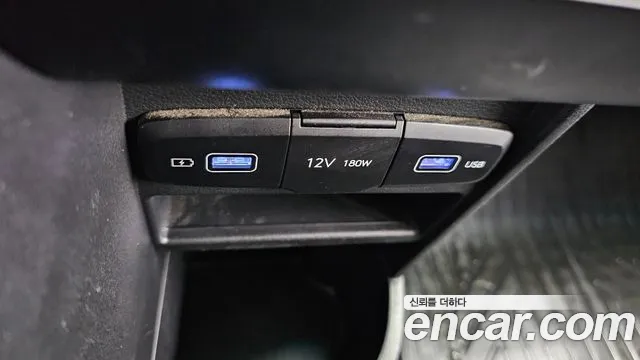 Hyundai Staria — Фото автомобиля 16