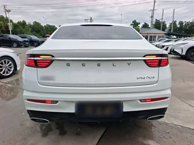Geely Xingrui — Фото автомобиля 5