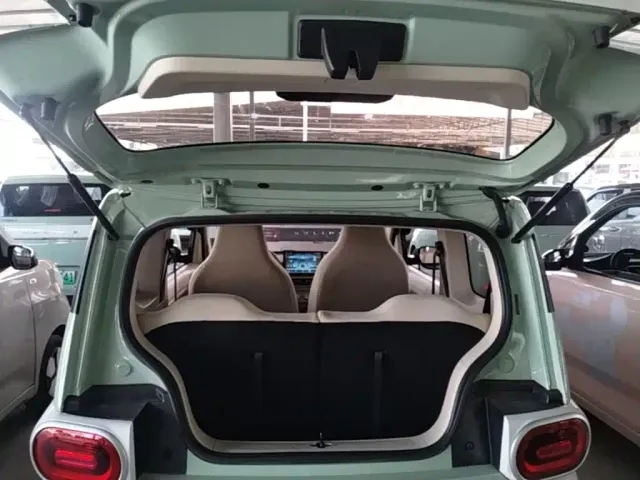 Wuling Hongguang Mini EV — Фото автомобиля 14