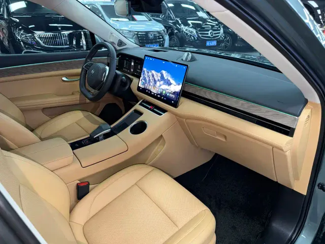 Aito M5 — Фото автомобиля 20