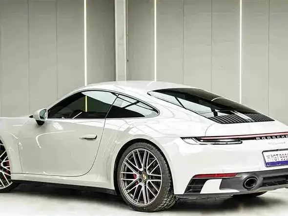 Porsche 911 — Фото автомобиля 8