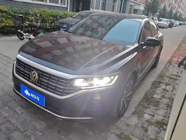 Фотография автомобиля — Volkswagen Passat