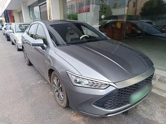 BYD Qin PLUS — Фото автомобиля 3