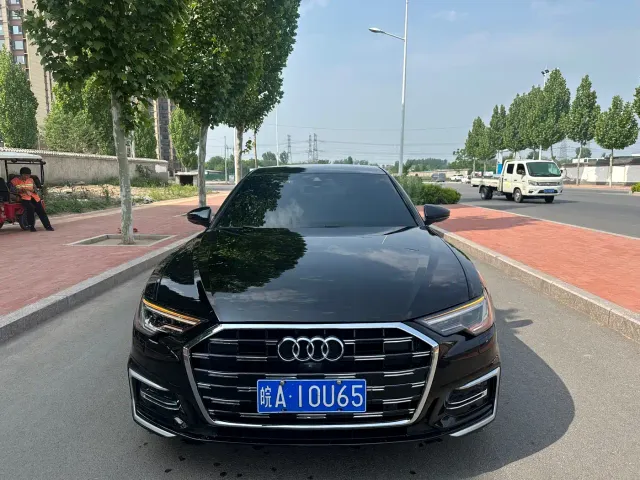 Audi A6L — Фото автомобиля 3
