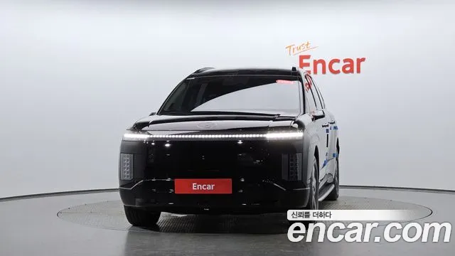 Hyundai Ioniq 9 — Фото автомобиля 3