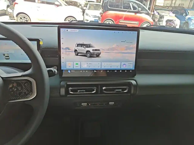 Baojun Yep Plus — Фото автомобиля 12